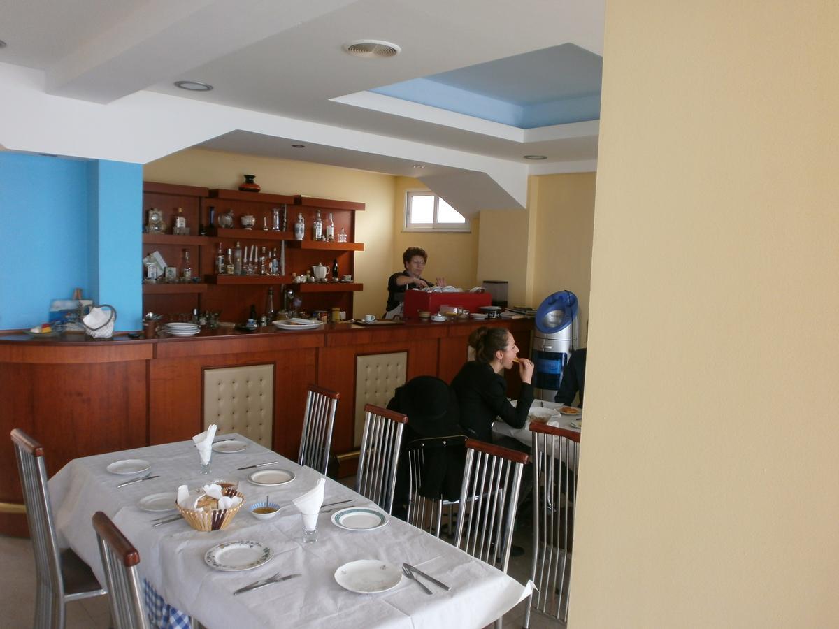 Odhisea Hotel Restaurant 科帕罗 外观 照片
