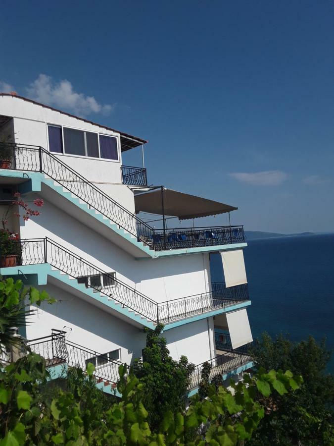 Odhisea Hotel Restaurant 科帕罗 外观 照片